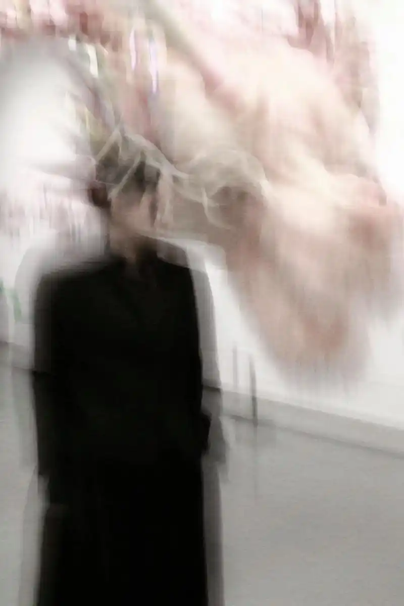 只有在模糊的照片里才能找到一点你的影子 #夏油杰 #cos - 抖音