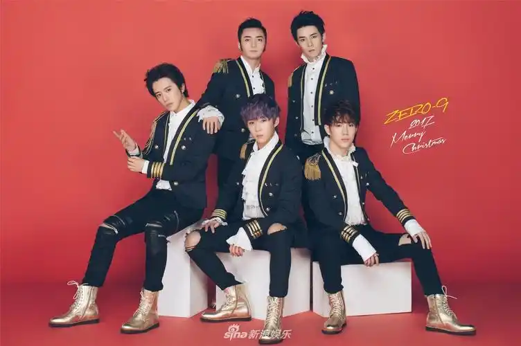 组图:zero-g男团暖冬大片公布 暖心笑容温暖平安夜