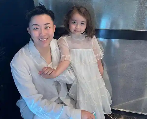 叶海洋本人图片(叶海洋简介个人资料)