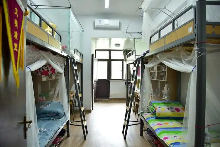 筑梦一中|2019年初三学生家长开放日活动圆满举行