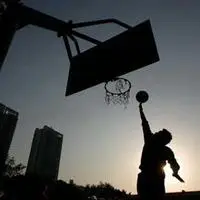 篮球生活照片头像素颜_微信头像图片大全