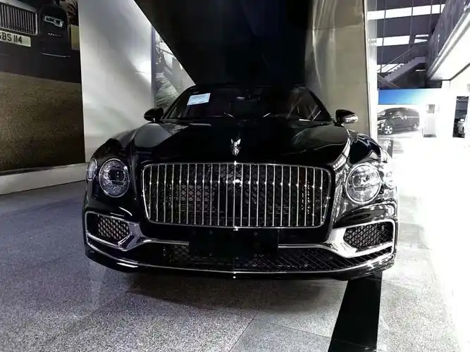 全新款宾利飞驰v8s特殊颜色最新价格现车售全国可分期