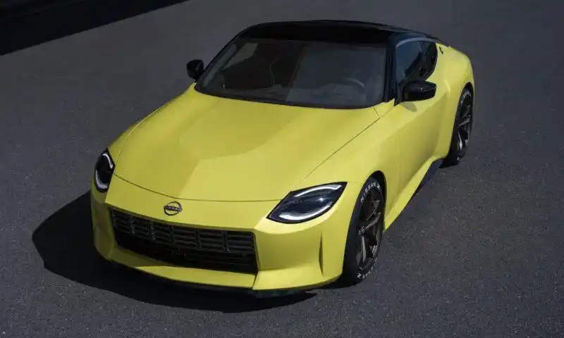 新日产 400z 将于 8 月首次亮相