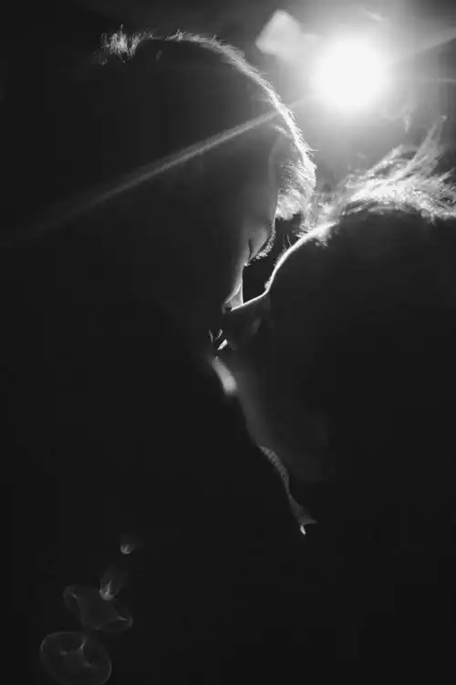 情侣接吻姿势大赏