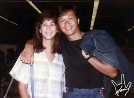 独家策划:娱乐圈巨星婚恋保密档案-许冠杰