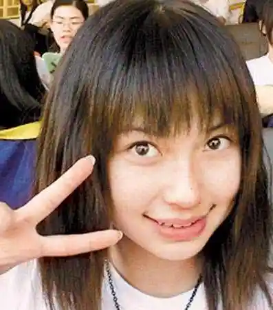 杨颖惊险旧照曝光动怒求医验脸拒验胸