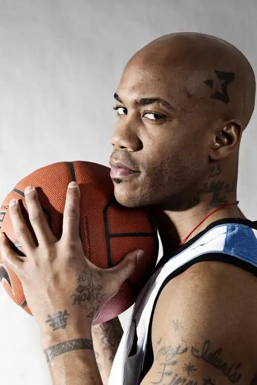 真值吗?马布里用经验打球,用眼神防守 网友有个两全其美的办法