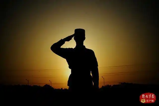 新兵军营初体验:新训一个月,来看新战友们的蜕变之旅