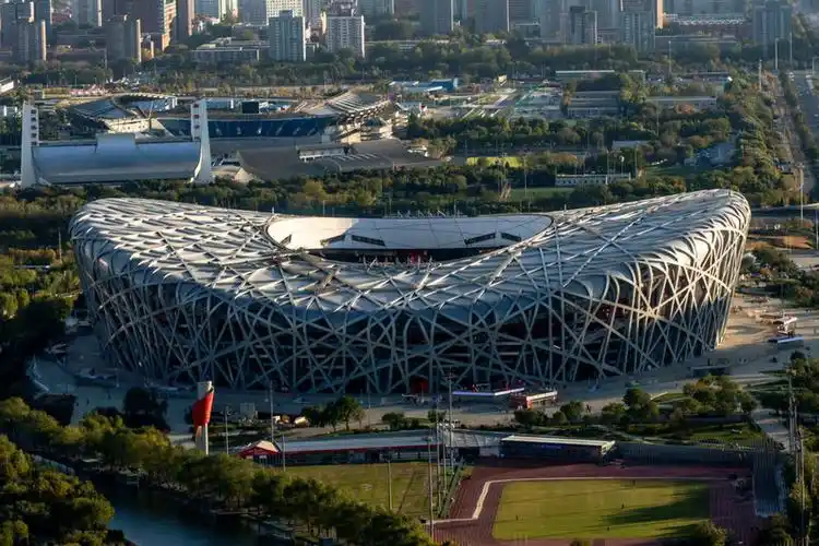 从塔顶拍摄鸟巢全景