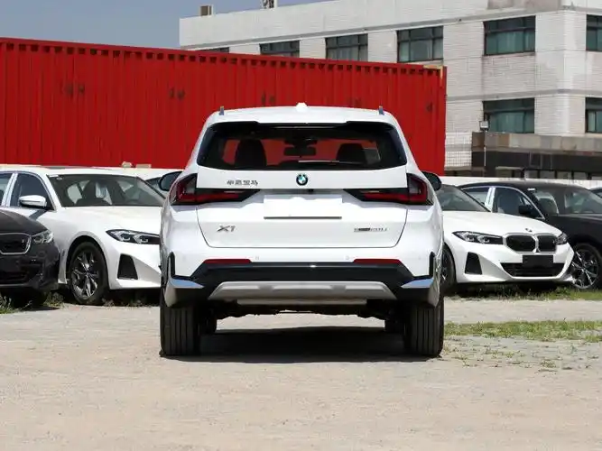 新车2023款宝马x1,20li设计套装 指导价:28.89 优惠:10万