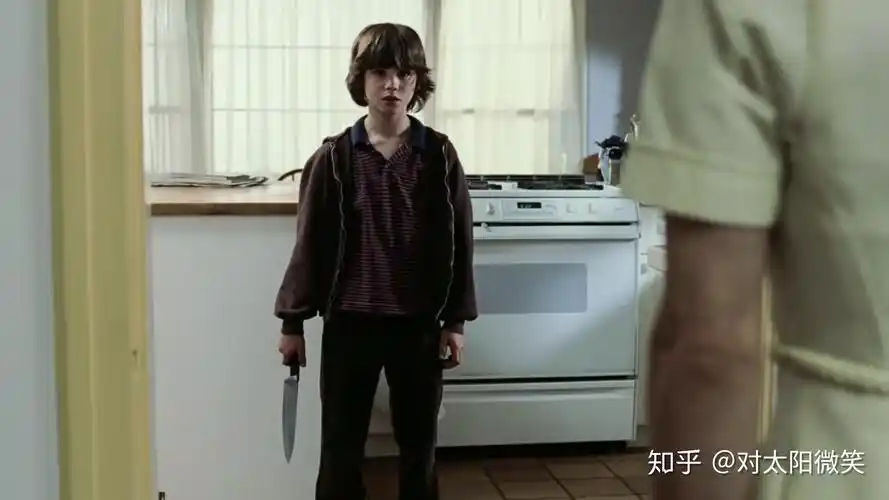 超级烧脑电影《蝴蝶效应》