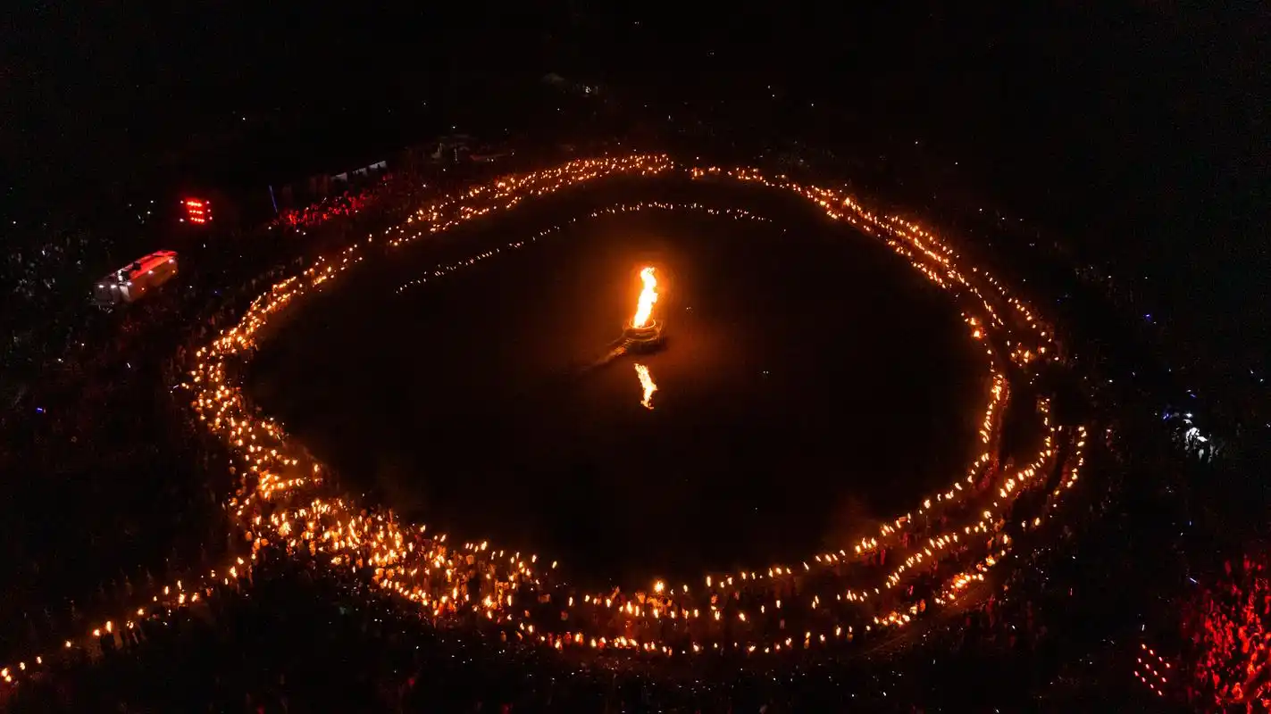 (社会)贵州威宁:彝族群众欢度火把节