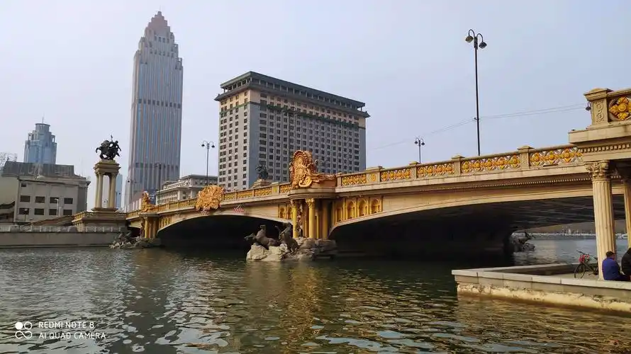 沽水流霞～最后一座桥《大光明桥》顾名思义,要让大光明给这座城市,付