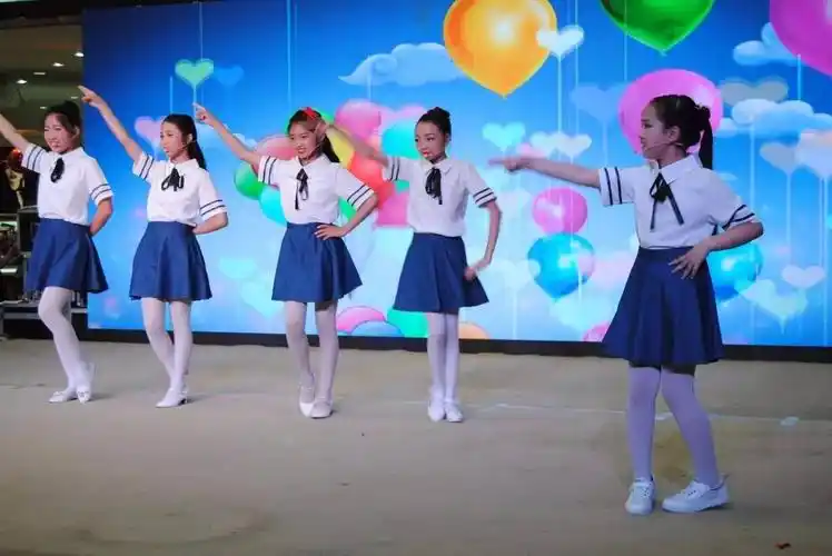 美美哒玉田这场六一演出小主持人一开口就把大家萌翻了