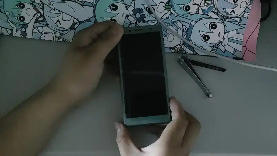 小屏洋垃圾索尼xz2c开箱