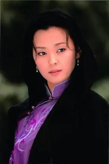 《行走的鸡毛掸子》精彩剧照-梁爱琪