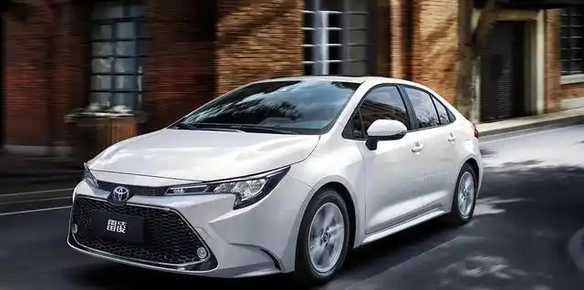 在广汽丰田轿车系列当中,丰田雷凌是一款非常具有代表性的家用紧凑型