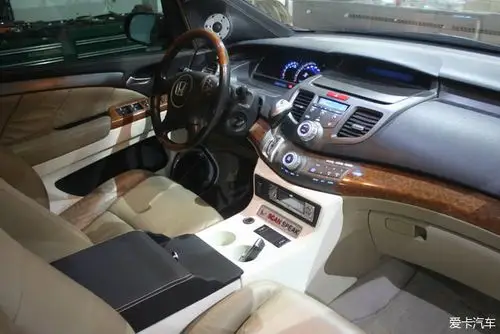 奥德赛改装绅士宝tr30高音 tr180中低音