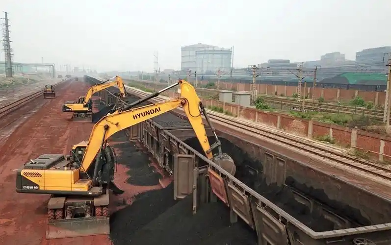 河北迁安钢企大宗货物运输推行公转铁