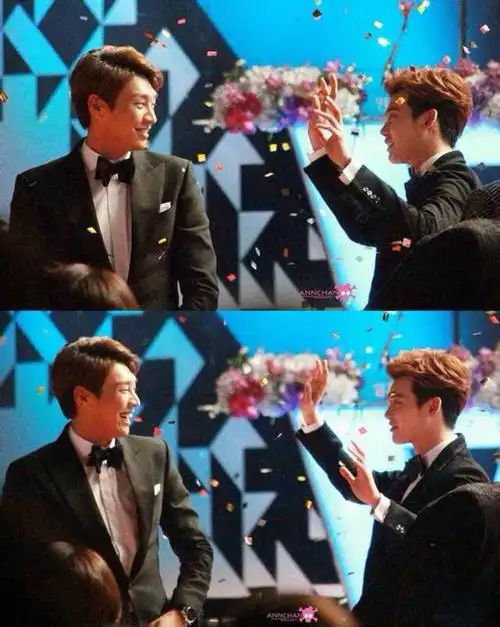 李钟硕金英光演技大赏