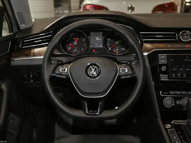 【2018款迈腾330tsi dsg 豪华型_中控区_354/1981张图片】_汽车图片