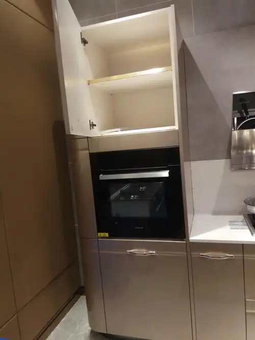 高柜内嵌蒸箱,烤箱,消毒柜!