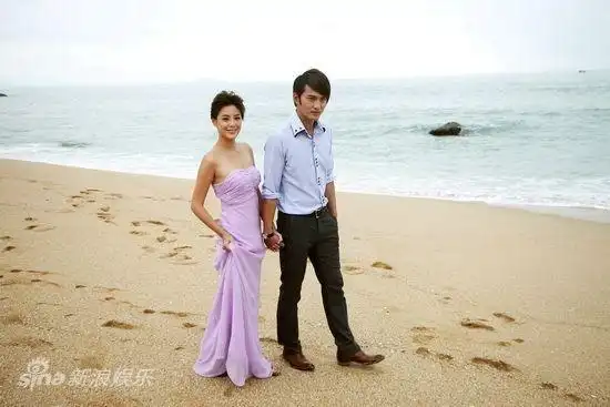 单亲妈妈亲嘴_单亲妈妈证明图片_愿意娶单亲妈妈