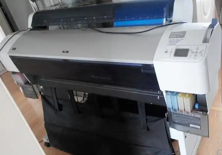 低价转让爱普生9880大幅写真机