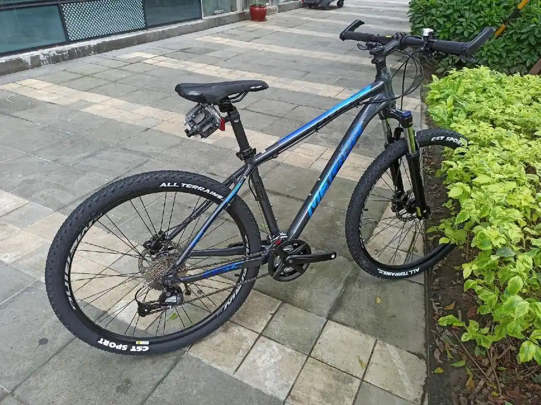 美利达公爵300 22款美利达公爵300山地自行车 年款:2022款 车架:新款