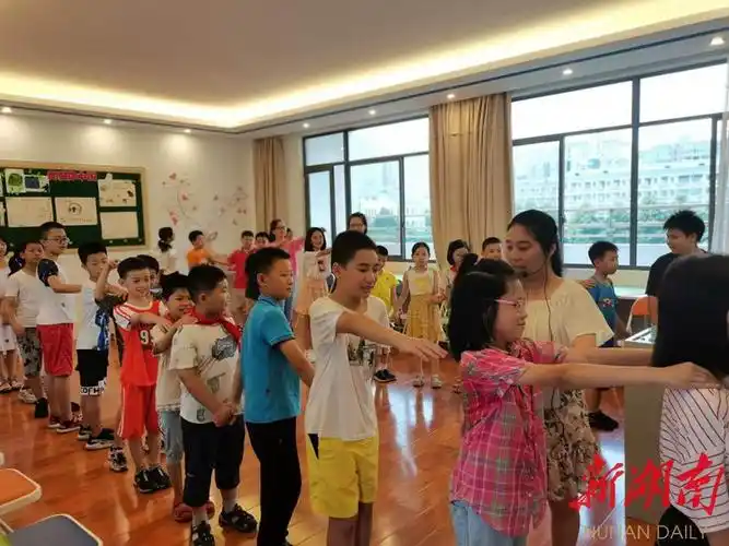 衡阳高新区祝融小学:心育护花结硕果