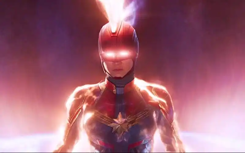 惊奇队长这能力也太强了你看把灭霸打的