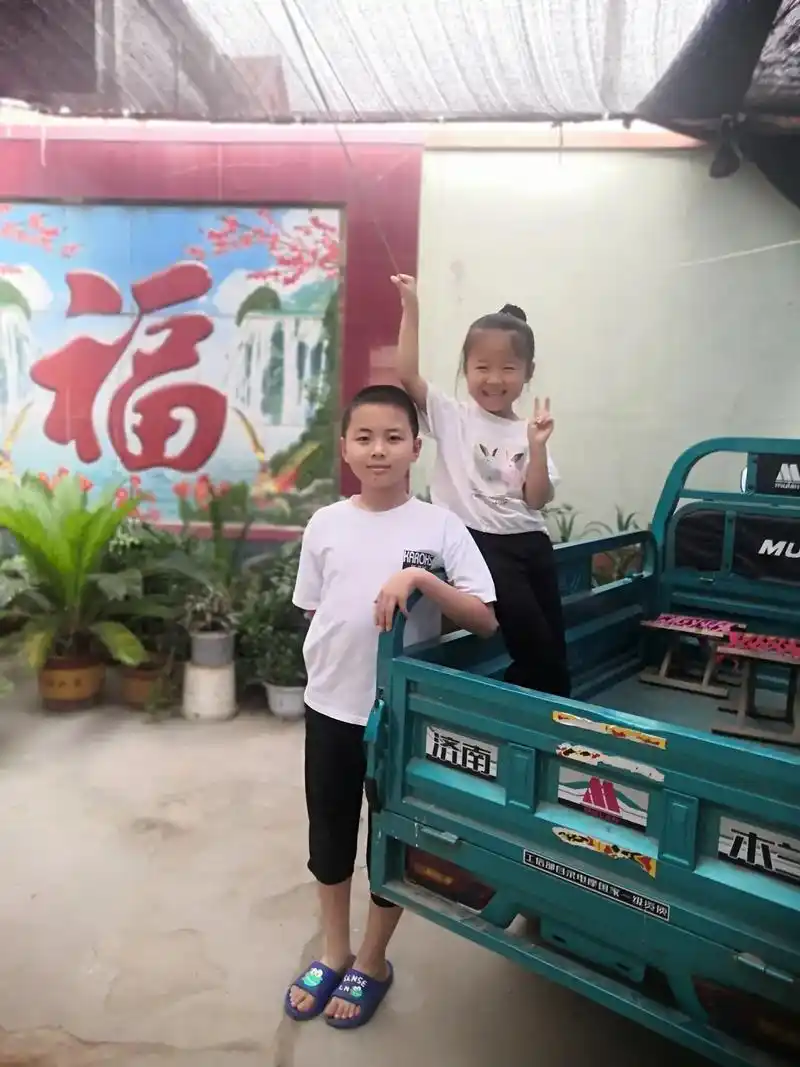 只有照片能记录这份珍贵  - 王翊菲 - 抖音