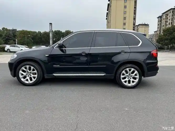 最新到店13年宝马x5 指导价101万 7座高配 3.0t