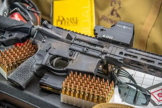 该公司生产的卡宾枪和步枪在美国非常受欢迎,当然其价格和质量也绝对