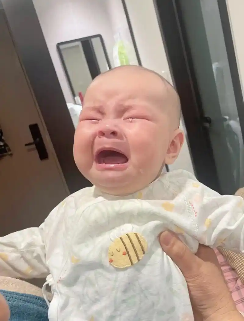 你的表情太浮夸.委屈极了 哈哈哈哈哈哈哈哈哈哈#看把这娃委屈 - 抖音