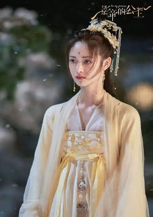 沈月没戏拍,张雪迎降级! 这4位女团转演员全失宠_合作_图片_作品