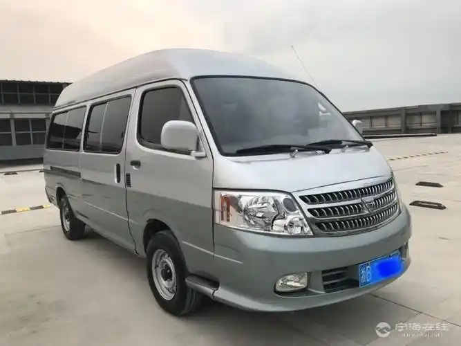 上牌日期:  2011年10月  车辆车型:  面包车  车辆产地:  国产  车辆