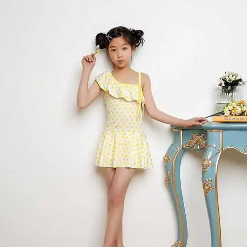 儿童泳衣女连体儿童泳衣女分体儿童泳衣平角内裤连体女童游泳衣红色