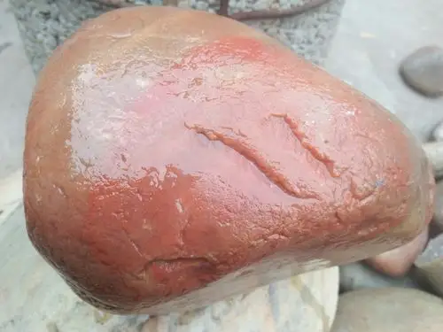 《鄂尔多斯彩玉原石》