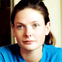 美女安静眨眼gif动图_动态图_表情包下载_soogif