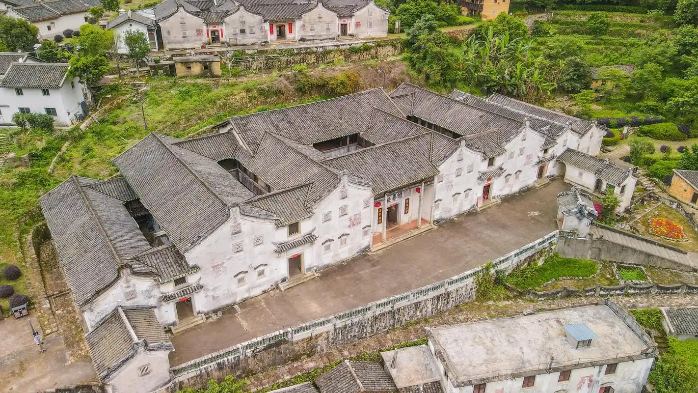 广东最具特色的客家民居,桥溪继善楼,古建筑艺术的重要代表之一