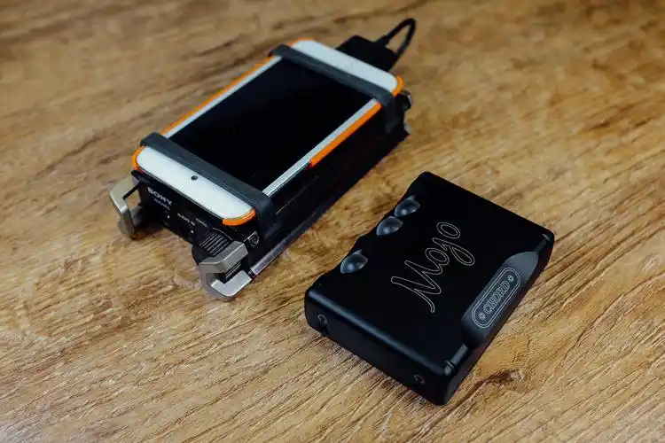 小而美chordmojo便携解码耳放一体机测评