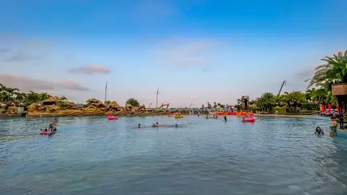 珠海玩水好去处,横琴湾酒店水世界,海豚相伴超适合亲子游