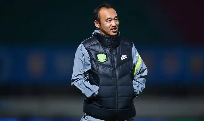 国安新援本轮中超爆发,曾被球迷质疑是水货,如今成进球英雄|谢峰|陶伟