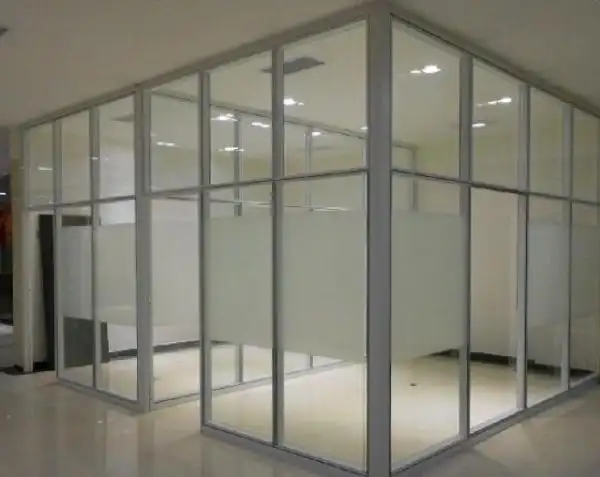 铝合金隔断多少钱一平方 铝合金门窗的选购