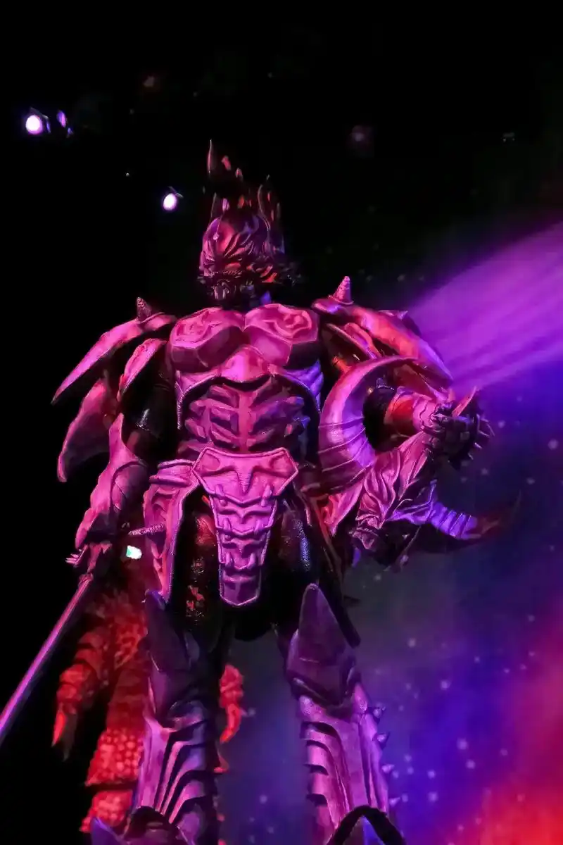 安培拉星人的黑暗铠甲,贝利亚穿过,赛文穿过,希卡利穿过,雷布朗多