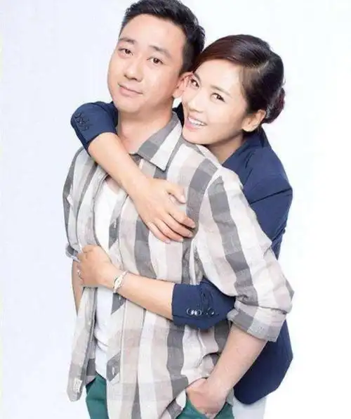 据悉,此前曾有人爆料王自健曾被前妻黄雅静前后扇过500多个耳光,并且