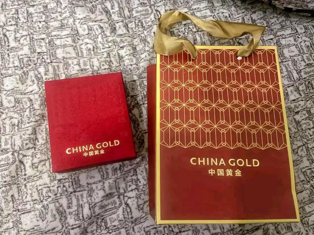 没人不喜欢黄金吧?榴莲项链99足金999 - 抖音