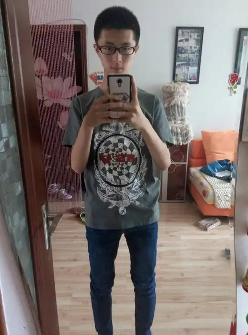 男生.穿这么瘦的裤子好么