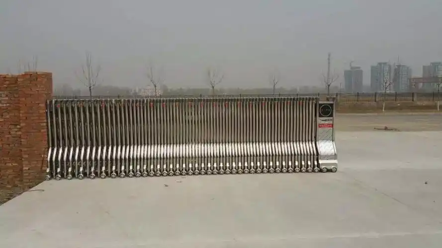 优质伸缩门厂家直销:不锈钢电动伸缩门 豪华自动伸缩门抗风门